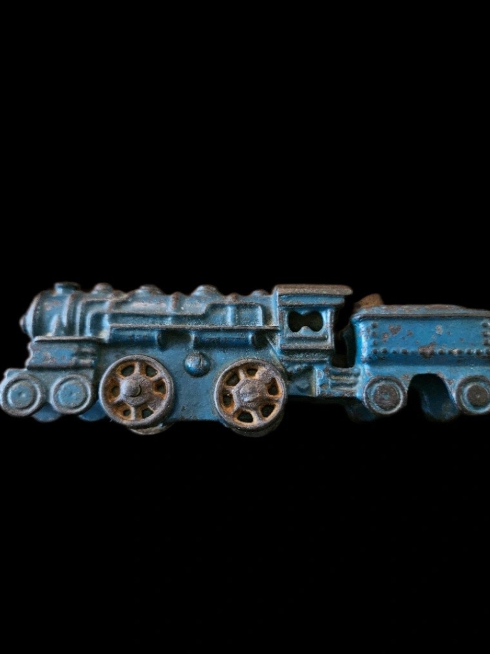 Vintage Antique Cast Iron Toy Train Locomotive & Matching Tender Blue  Toy